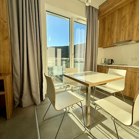 Czarna Gora 220 Apartmán 3*