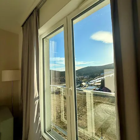 Apartmán Czarna Gora 220 3*